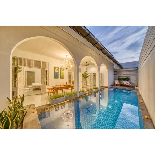 NEWLY BUILT 3bd Mediterranean Spacious Villa