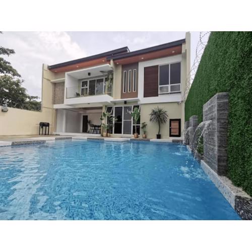 Newly Built Private Villa with Pool in Cainta