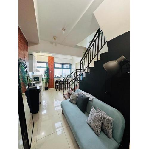 Newly Renovated 2-storey Loft at Greenbelt 1 Near Legaspi Park