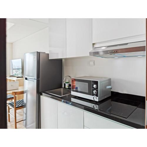 Newly South Gate Studio Apt with Pool, Gym Netflix by 2ndHome