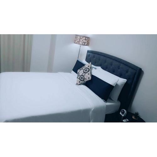 Newport City Condo near Manila Airport Terminal 3