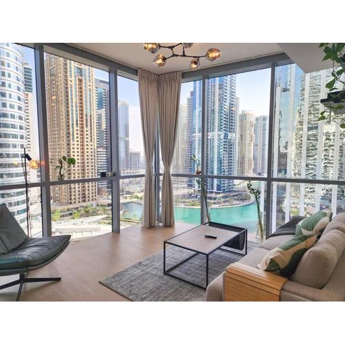 Next to METRO 1BED with Panoramic Lake View