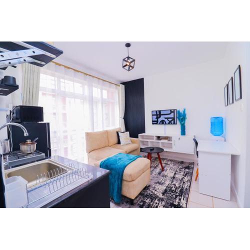 Ngong Road Studio, Racecourse Gardens with Free parking, Netflix &Pool, Pearl1 Luxury bnbs