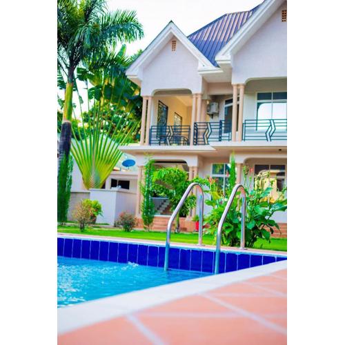 Nguchiro Palace Hotel