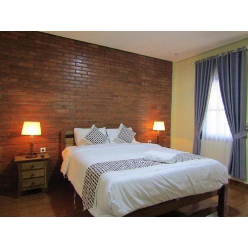 Nia Maretta House Syariah