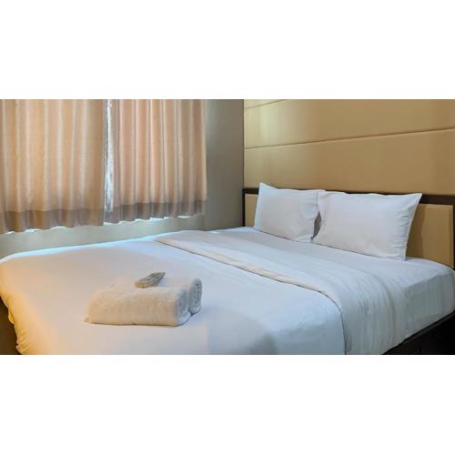 Nice and Comfort 1BR at Sky Terrace Apartment By Travelio