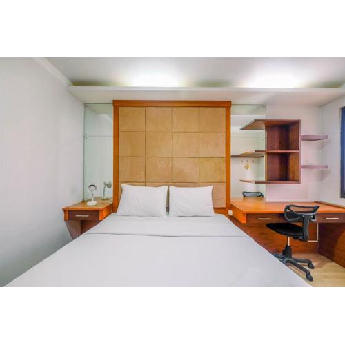 Nice and Comfort 2BR Metropark Condominium Apartment By Travelio