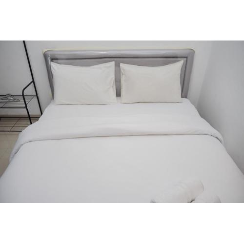 Nice and Comfy Studio at Serpong Garden Apartment By Travelio