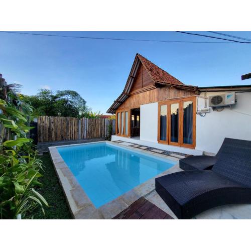 Nice and Cozy 2BR House with pool near GWK