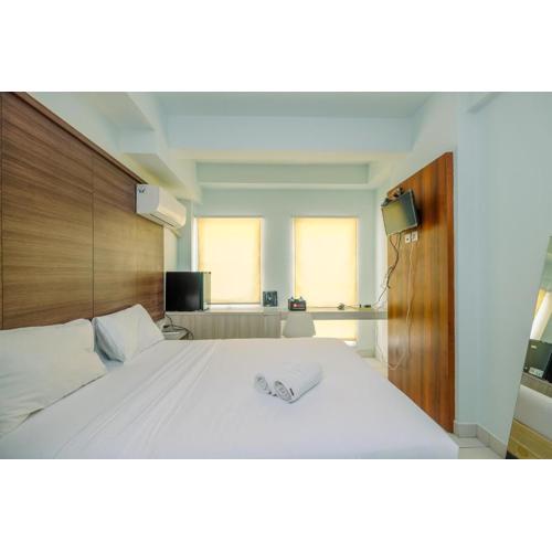 Nice and Cozy Studio Apartment at Patraland Urbano By Travelio