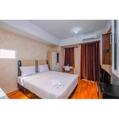 Nice and Cozy Studio at La Hub City Apartment By Travelio