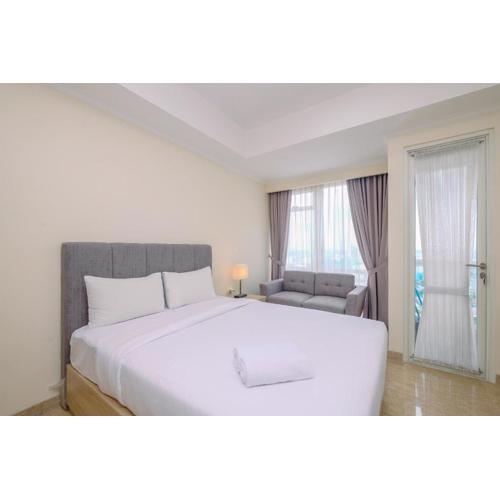 Nice and Cozy Studio at Menteng Park Apartment By Travelio