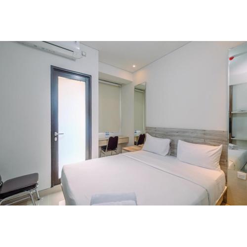 Nice and Cozy Studio at Transpark Cibubur Apartment By Travelio