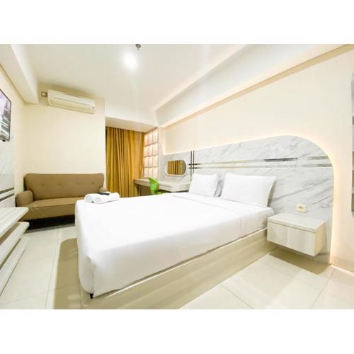 Nice and Elegant Studio Apartment at Warhol (W/R) Residence By Travelio