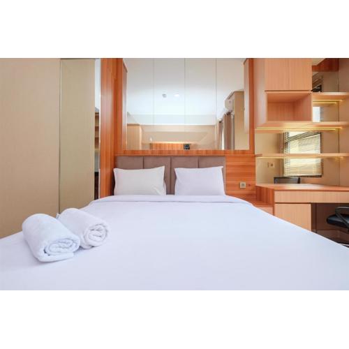 Nice and Fancy Studio at Transpark Cibubur Apartment By Travelio