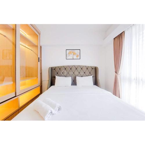 Nice and Homey Living 3BR at Sky House BSD Apartment By Travelio