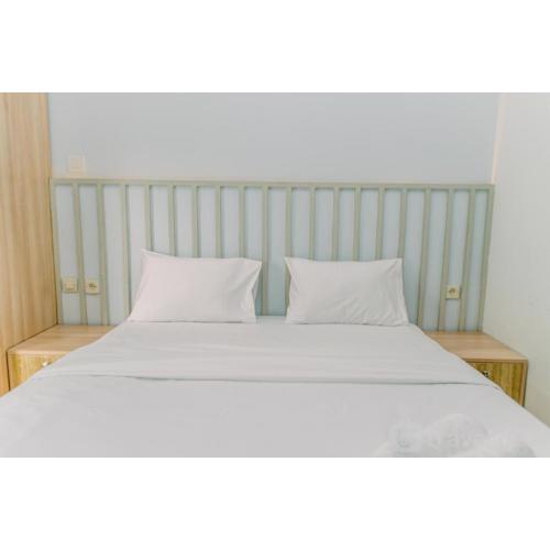 Nice and Simply Studio at Amazana Serpong Apartment By Travelio