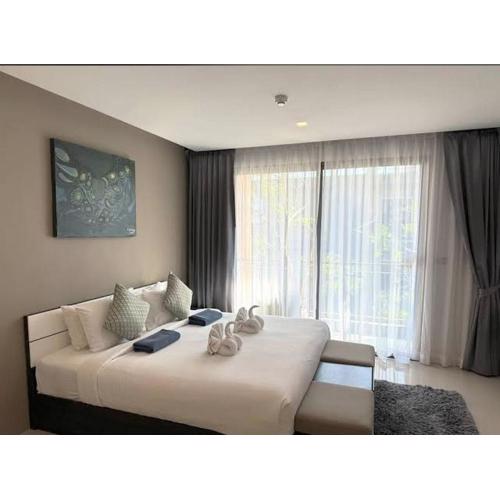 Nice apartment with Pool in Patong Phuket direct on the beach