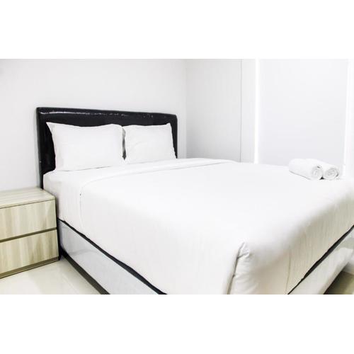 Nice View Studio at Azalea Suites Apartment By Travelio