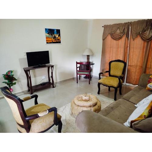 Nickerly & Jhova share apartment