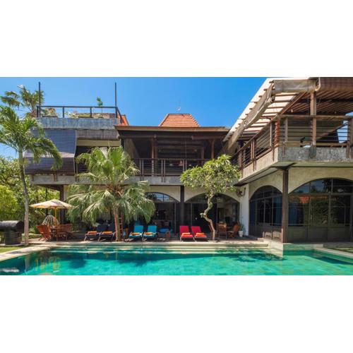 NicoNico Mansion by Villa Finder