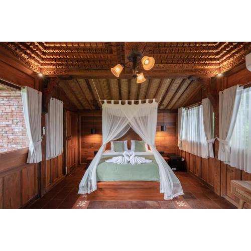 Nishiyama House Sambangan by The Lavana