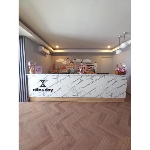 Nite & Day Semarang - Candi