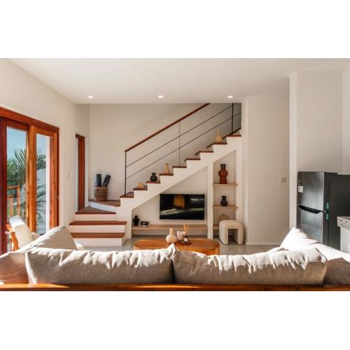 NMBR Four - New 2BR Stylish villa with private Pool & Garden