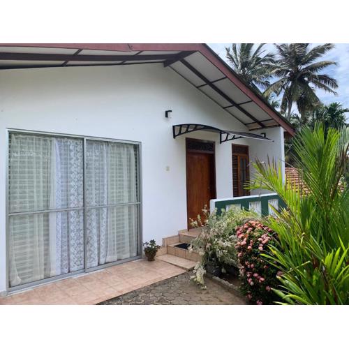 No 36 Surf Paradise Apartment