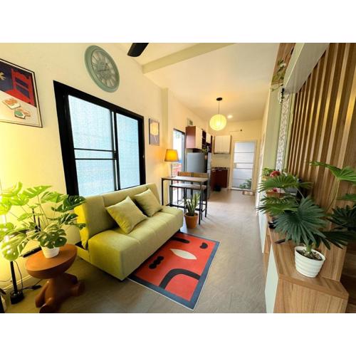 No1 Tiny Townhouse Near Saturday Night Market