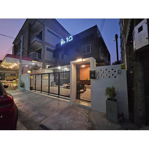 No.10 HOSTEL- Prachuap Khiri Khan