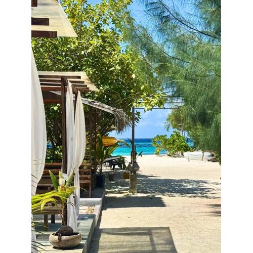 Noah Private Beach House