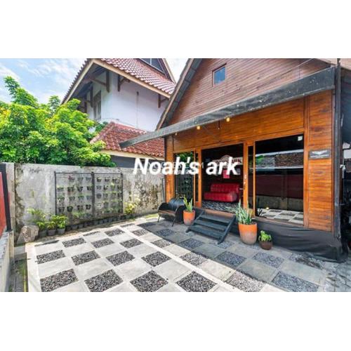 Noah's Ark Homestay