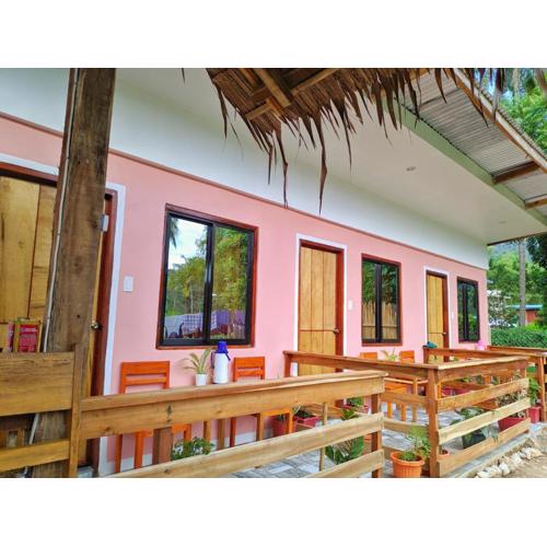 NoBi's Inn, Port Barton