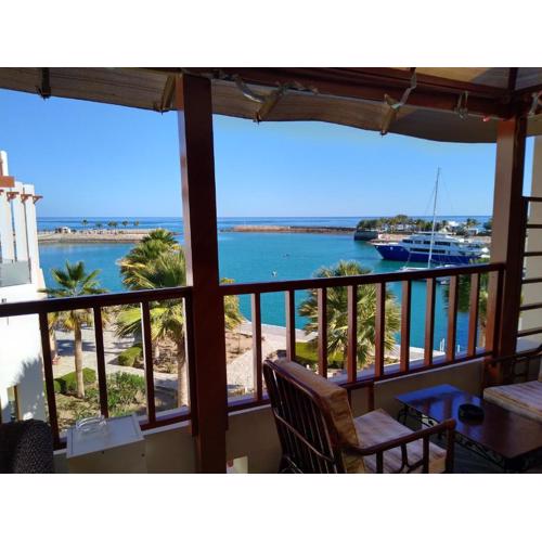 NomadTours Marina Apartment Jebel Sifah