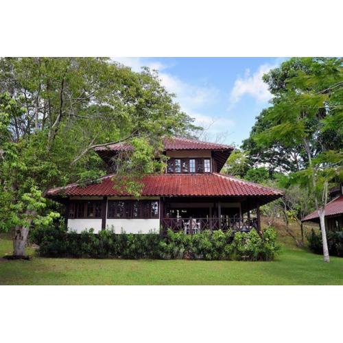 Nongsa Village Peaceful Villa in private beach Resort