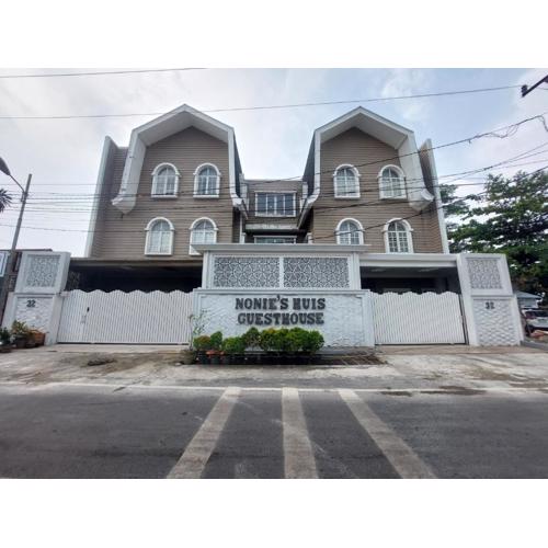 Nonie's Huis Hotel