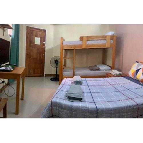 North 27 Hill Transient Rooms near Microtel Inn and Victory Liner Baguio