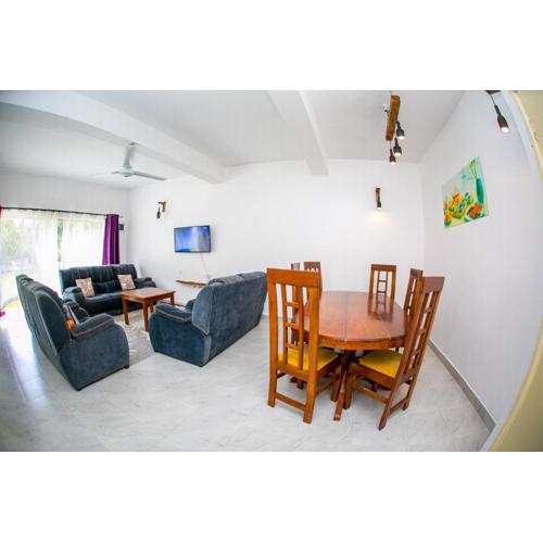 Northwood Homes 4BR - 3 Min Walk to Beach