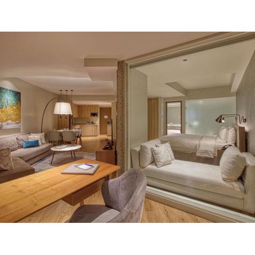 Novotel Suites Manila at Acqua