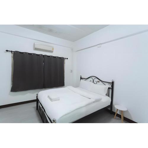 NP Place Santitham เอ็นพี เพลส สันติธรรม