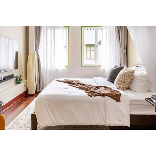 Nueng Rana 232 Corner view 1BR Duplex 3beds / 2B