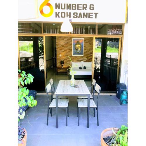 Number SIX house for up to 5 guests with 2 bedrooms