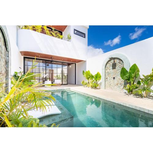 Nuusa - Mediterranean 2BR Pool Villa Near Bingin Beach