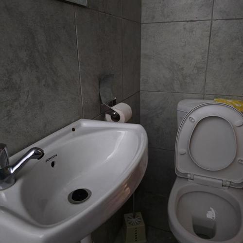 Nyabush fedha comfort suites