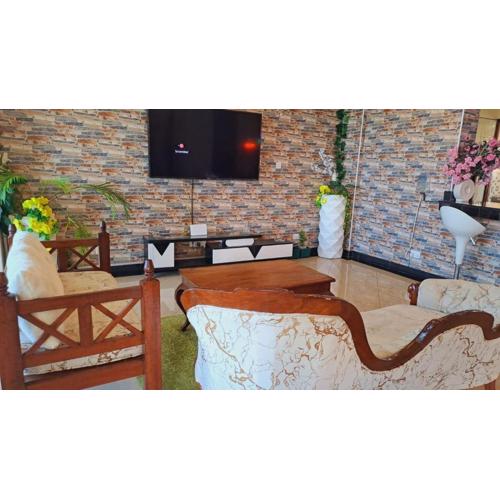 Nyali Emirates Reef 10C VIP 4 Bedroom Luxury Apartment with private nude sunbathing