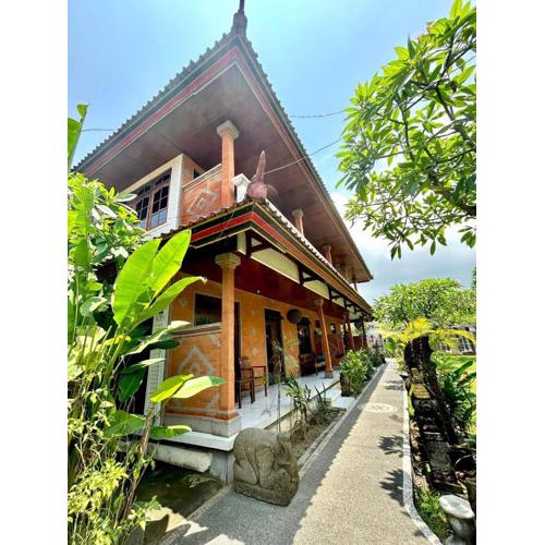 Nyoman Legian House
