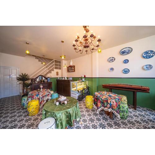 Nyonya Maison Boutique Hotel Phuket Old Town