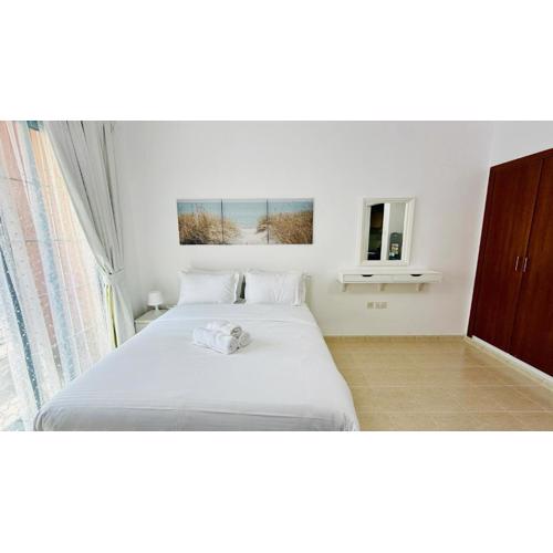 O07 Luxury Furnished Studio Apartment near bus stop Garden view Persia Cluster