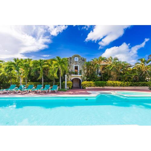 Oasis Cocotal - Family 4BR Apartment in Punta Cana